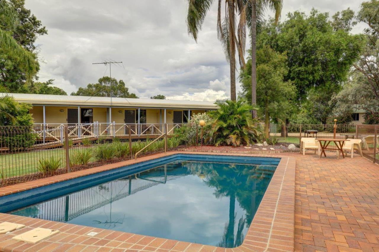 Tambo Mill Motel & Caravan Park Bagian luar foto