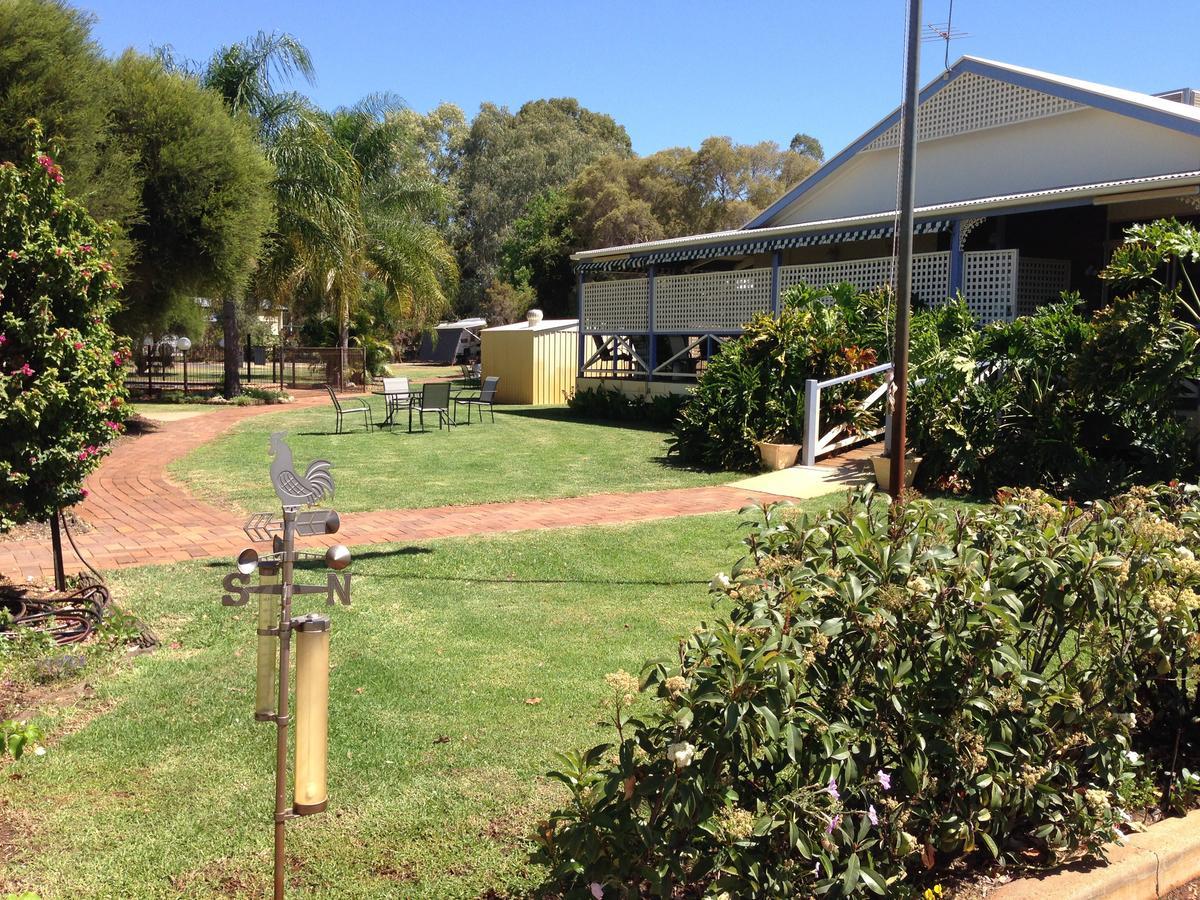 Tambo Mill Motel & Caravan Park Ruang foto