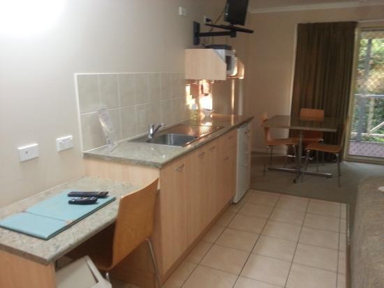 Tambo Mill Motel & Caravan Park Bagian luar foto